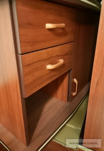 Meble gabinetowe - pakiet zawierający 6 szt. (wg oddzielnego wykazu) 